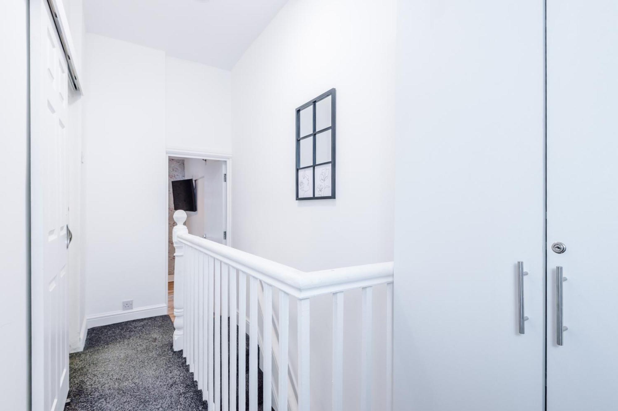 4 Bedroom Victorian House Manchester Bagian luar foto
