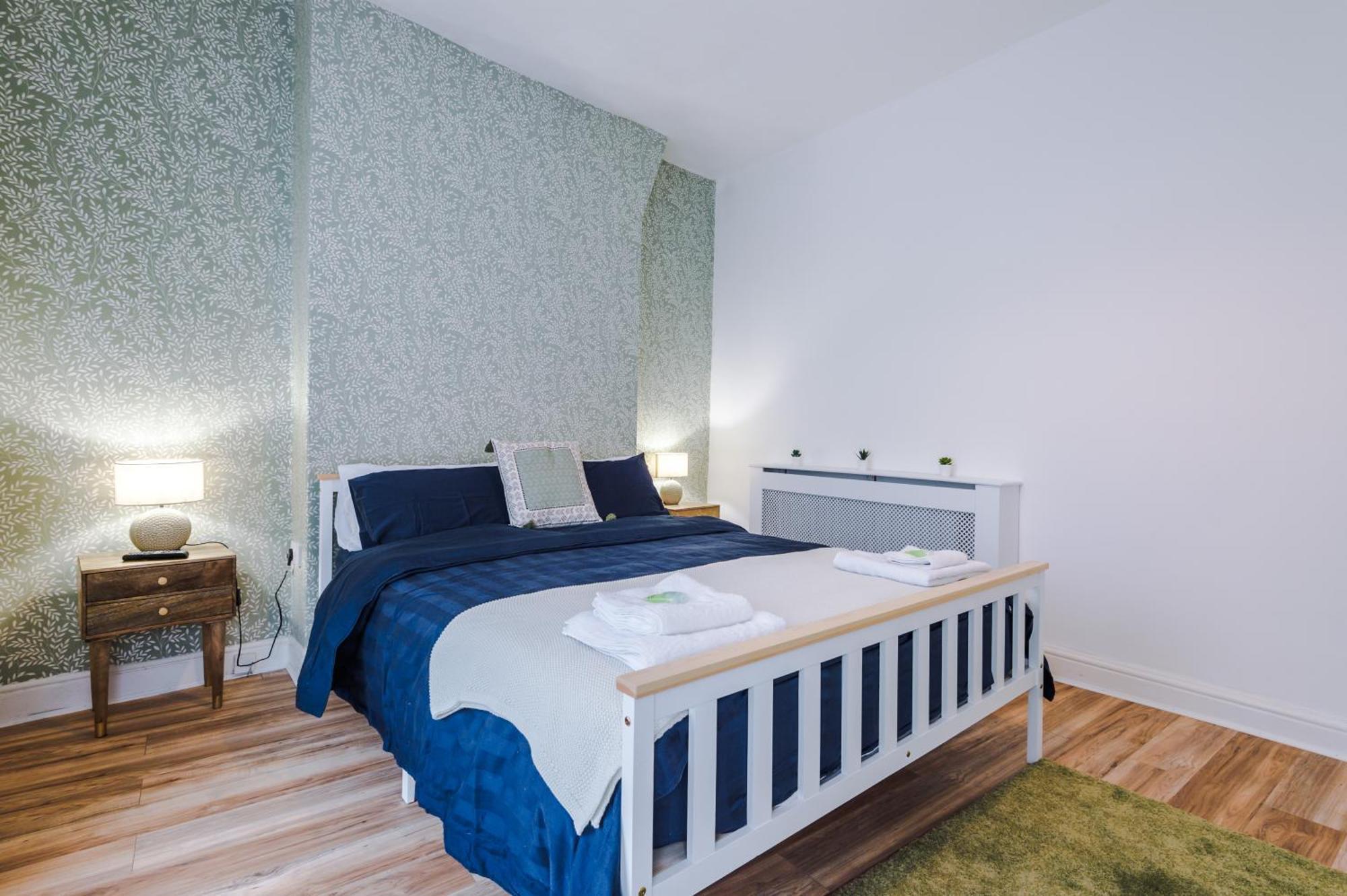 4 Bedroom Victorian House Manchester Bagian luar foto